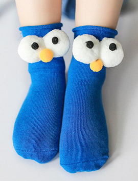 Κάλτσες παιδικές βρεφικές μπλε με μεγάλα χνουδωτά μάτια με μυτούλα